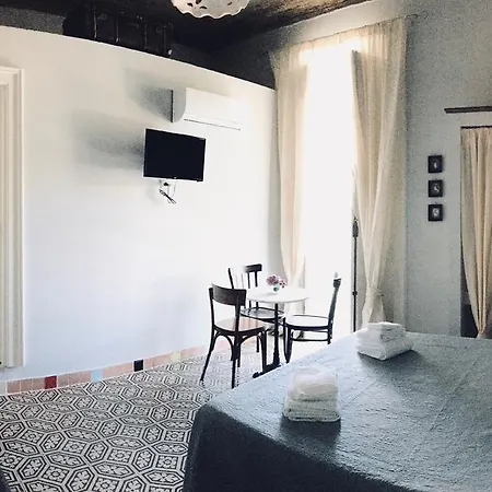 Borgo Civico 10 Hotel Cava De' Tirreni Exterior photo
